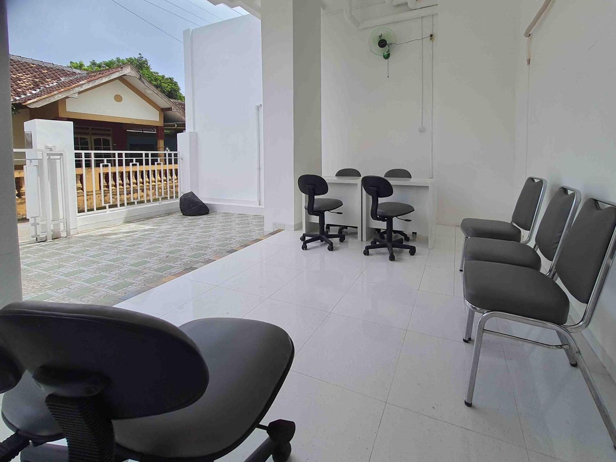 Reddoorz Syariah At Jalan Godean Ξενοδοχείο Ngabean Εξωτερικό φωτογραφία
