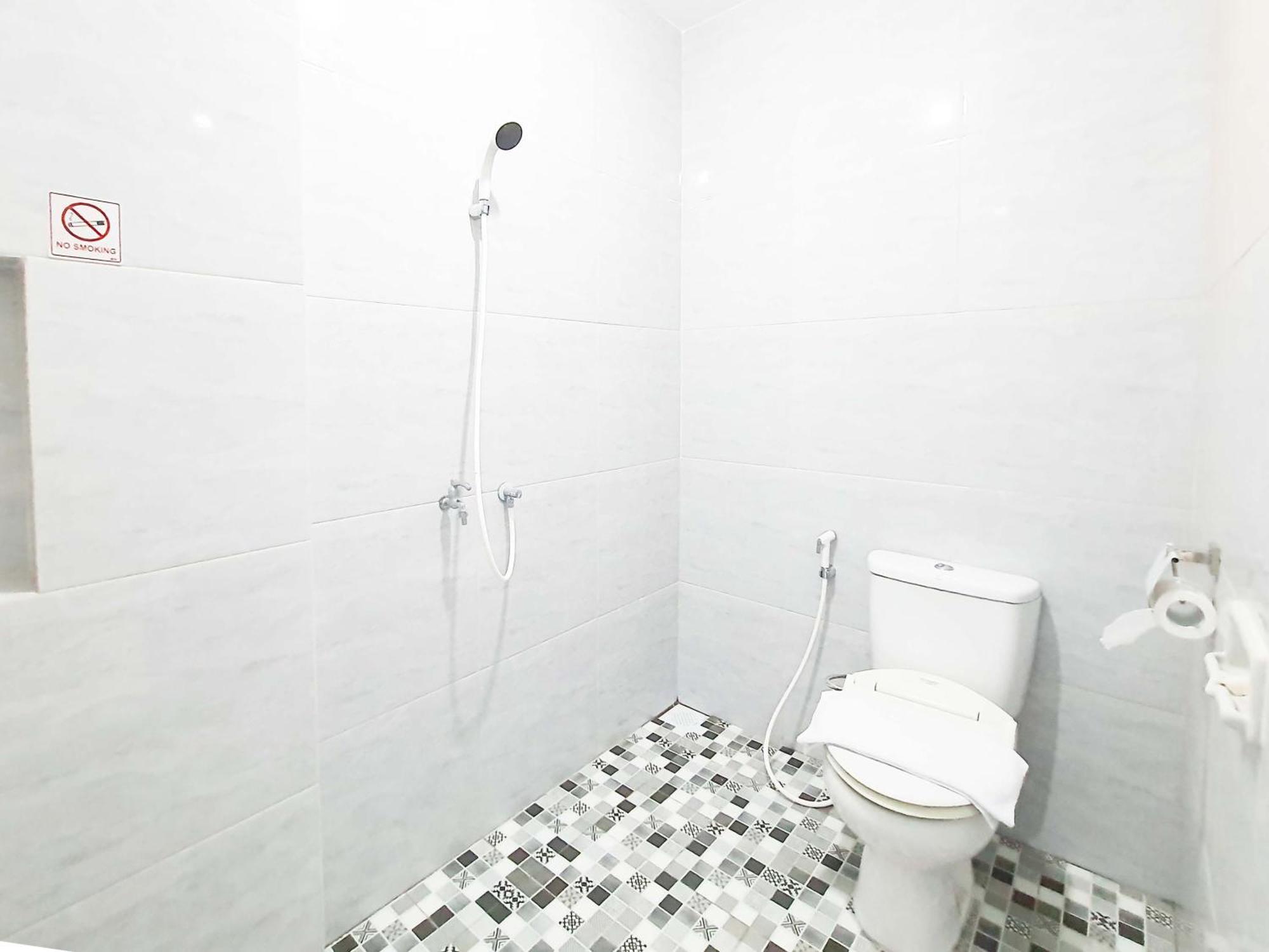 Reddoorz Syariah At Jalan Godean Ξενοδοχείο Ngabean Εξωτερικό φωτογραφία