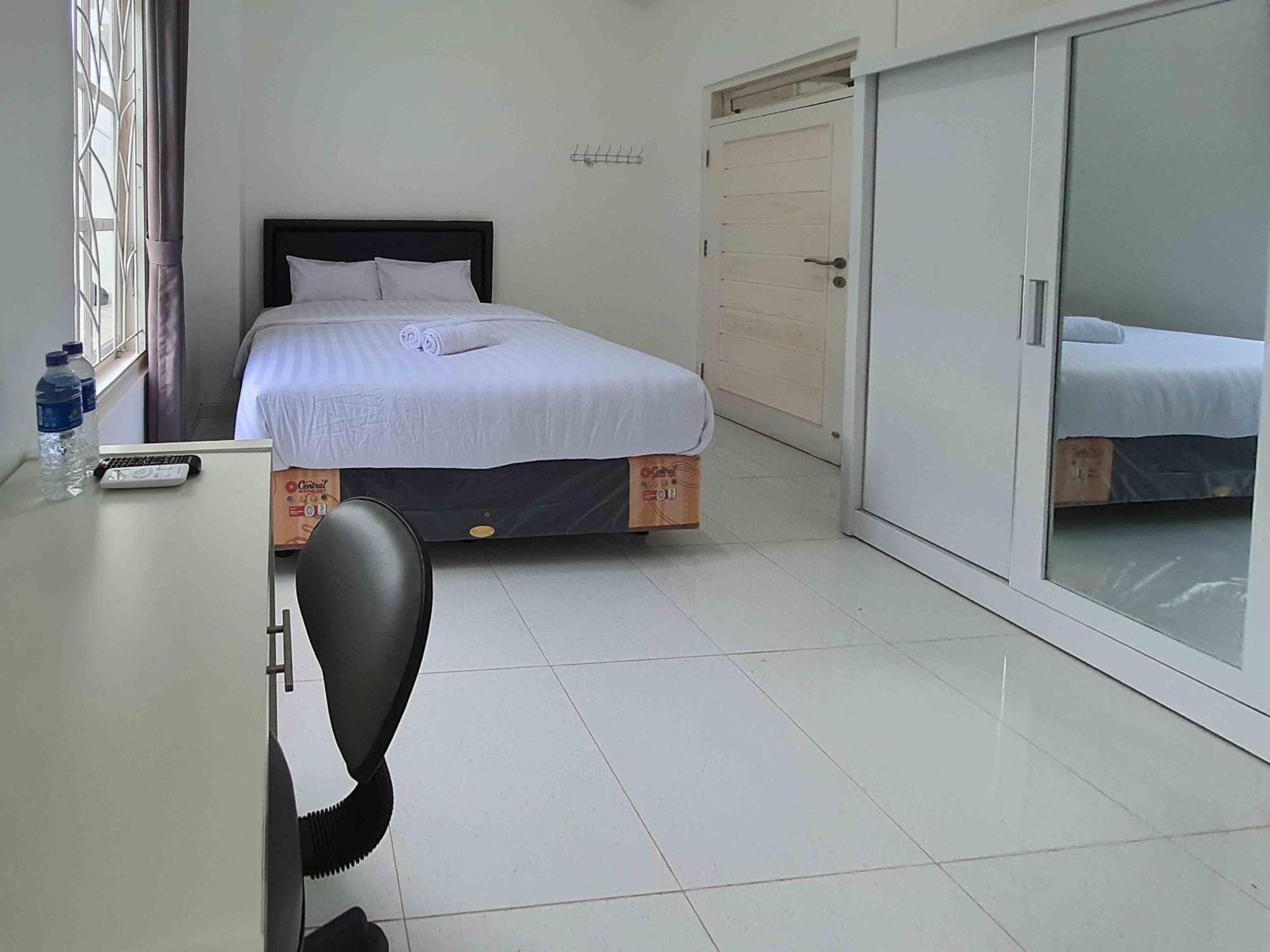 Reddoorz Syariah At Jalan Godean Ξενοδοχείο Ngabean Εξωτερικό φωτογραφία
