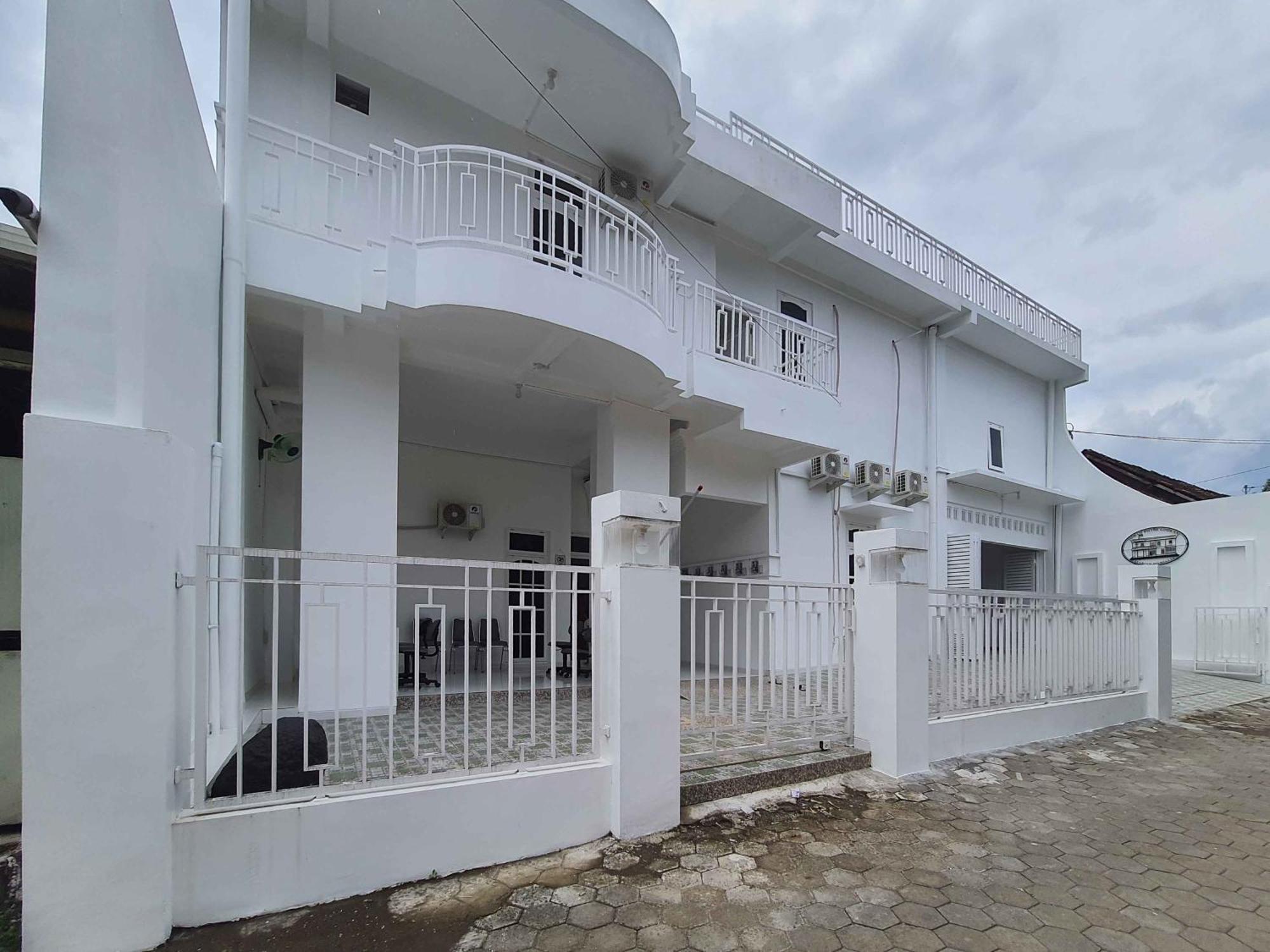 Reddoorz Syariah At Jalan Godean Ξενοδοχείο Ngabean Εξωτερικό φωτογραφία